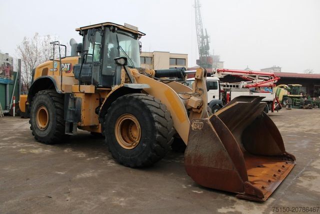 Riteņu iekrāvējs CATERPILLAR 966 MXE - Nr.: 724