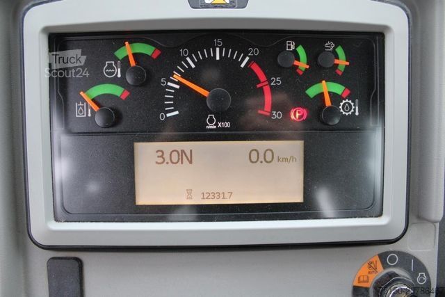 Riteņu iekrāvējs CATERPILLAR 966 MXE - Nr.: 724