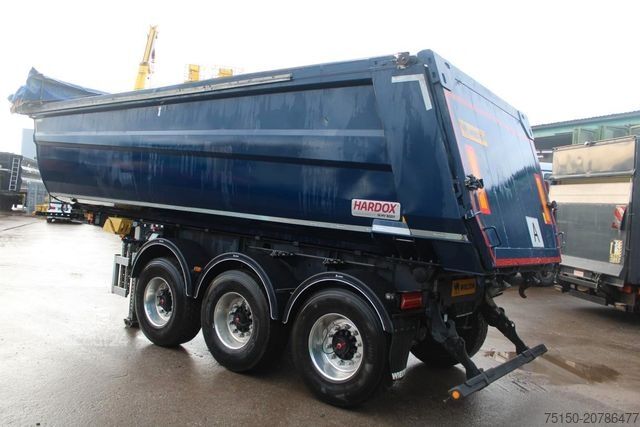 Semi-remorque benne WIELTON Kippmulde 28 m³ deck UNFALL Nr.: 931