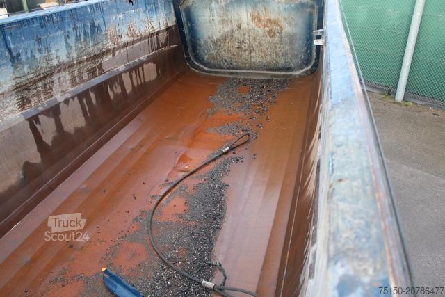Semi-remorque benne WIELTON Kippmulde 28 m³ deck UNFALL Nr.: 931