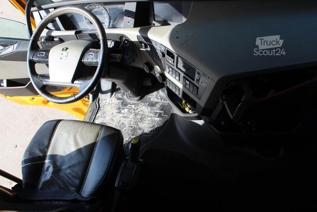 Camion per carichi pesanti VOLVO FH 650 6x4 BL 130 to INJEKTOREN PROBLEM Nr.: 730