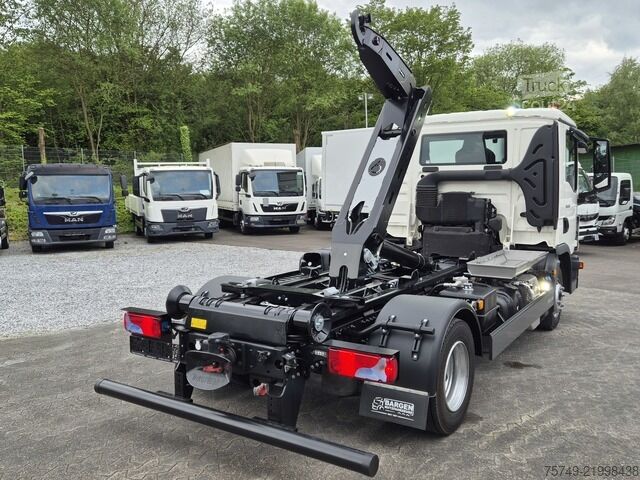 Camion porte-caissons Telehoist man TGL 8.190 BL City Abrollkipper
