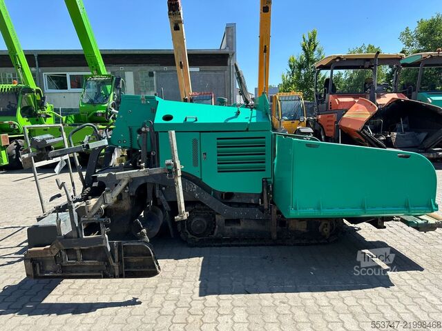 Асфальтоукладчик BOMAG HBF 223 C