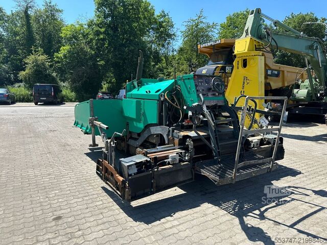 Асфальтоукладчик BOMAG HBF 223 C