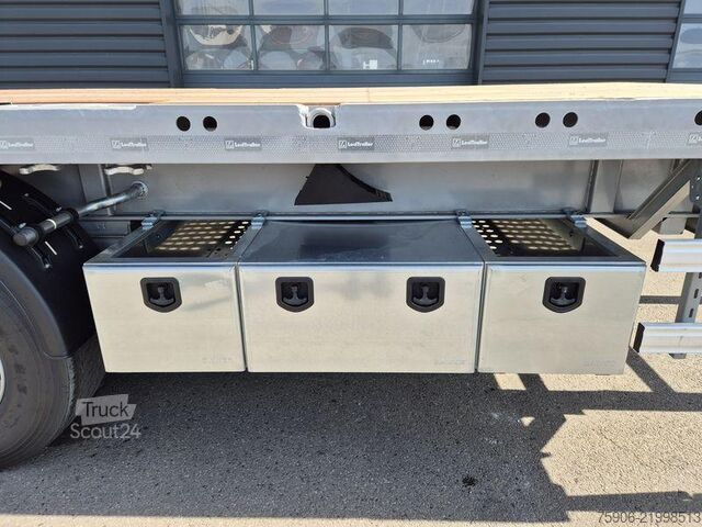 Tasoperävaunulliset puoliperävaunut Lecitrailer PLATEAU TWISTLOCKS EXTENSIBLE