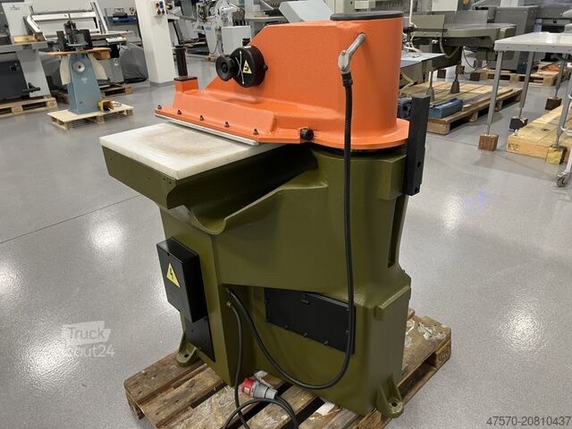 Nutzfahrzeughandel An & Verkauf Nutzfahrzeughandel An & Verkauf Nutzfahrzeughandel An & Verkauf