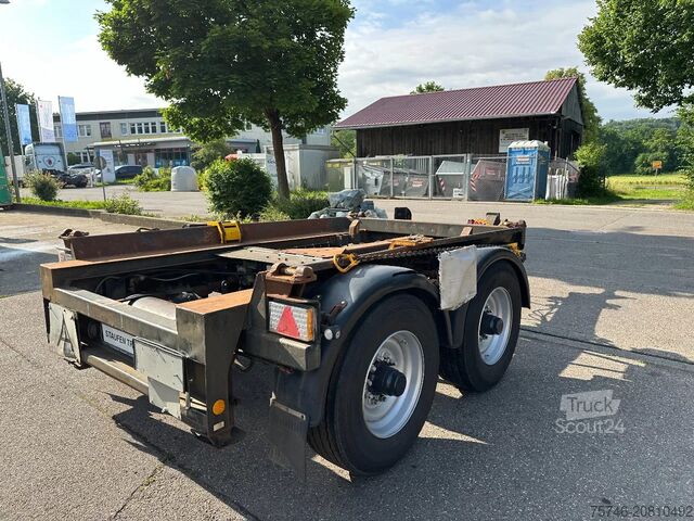 Huffermann HTM 13 *2-osiowa tandem przyczepa hakowa, 13 t* Huffermann HTM 13  *2-Achs Tandem Absetzanhänger, 13to*