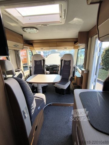 Integrovaný obytný vůz KNAUS VAN I 650 MEG Automatik, AHK, Solar