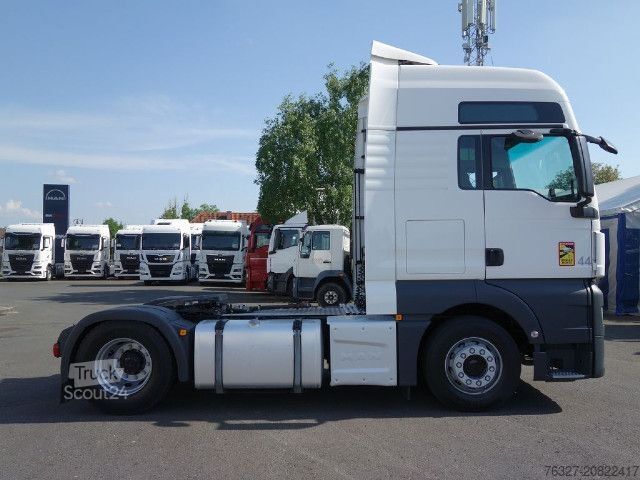 Tractora standard MAN TGX 18.460 4X2 BLS SZM Weiß Schubboden Hydraulik