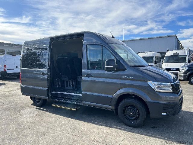 Minibus MAN TGE 3.180 4X2F SB KOMBI