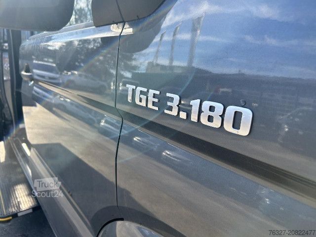 Minibus MAN TGE 3.180 4X2F SB KOMBI