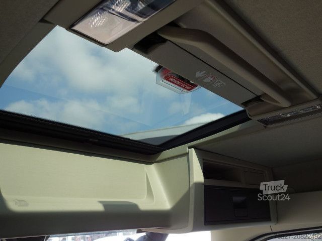 Sklápěcí vůz Volvo VOLVO FH 500 8x4 Weiß Neu 3 Seiten Kipper DSK-4