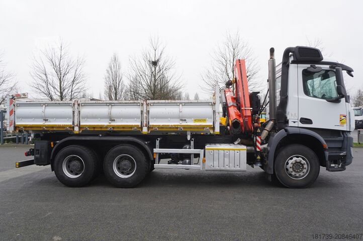 двосторонній самоскид Mercedes-Benz Arocs 2636 6x4 / 2-way tipper / Fassi