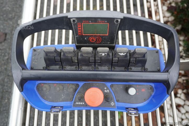 двосторонній самоскид Mercedes-Benz Arocs 2636 6x4 / 2-way tipper / Fassi