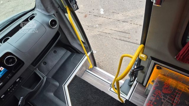Minibusz MERCEDES-BENZ 517 Sprinter GSR 2 Automatik 22 SS  Stock
