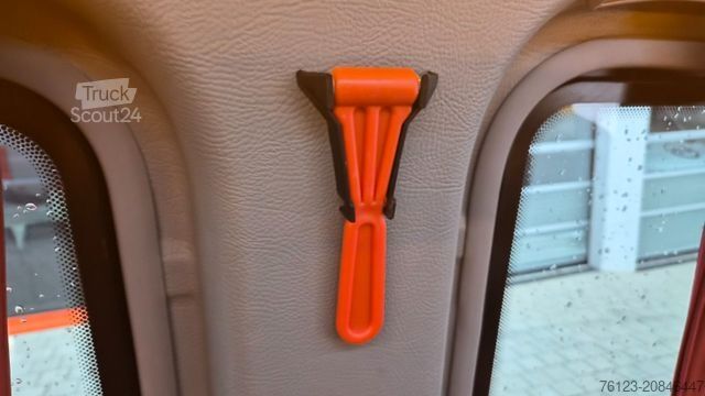 Minibusz MERCEDES-BENZ 517 Sprinter GSR 2 Automatik 22 SS Stock