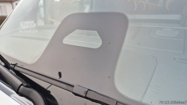 Minibusz MERCEDES-BENZ 517 Sprinter GSR 2 Automatik 22 SS Stock