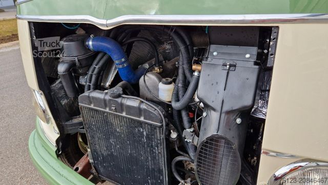 Minibus MERCEDES-BENZ Vorgänger Sprinter O 319 Samba mit Faltdach AC