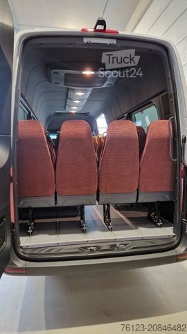 Minibusz MERCEDES-BENZ Sprinter Lord Light 22 Sitzer 5 x Lagerfahrzeug