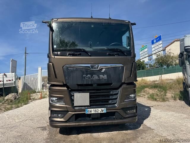 Tractor estándar MAN TGX 18-520