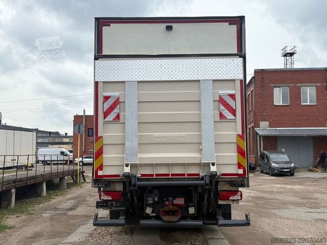 Transport frigorific Scania P400