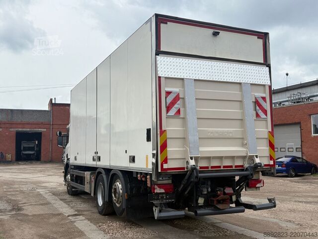 Transport frigorific Scania P400