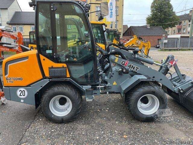 Kolesový nakladač Giant G2700 X-Tra HD