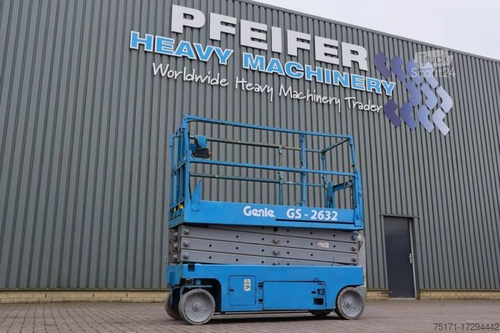 Scherenhebebühne Genie GS2632 Electric, Working Height 10m, 227kg Capacit