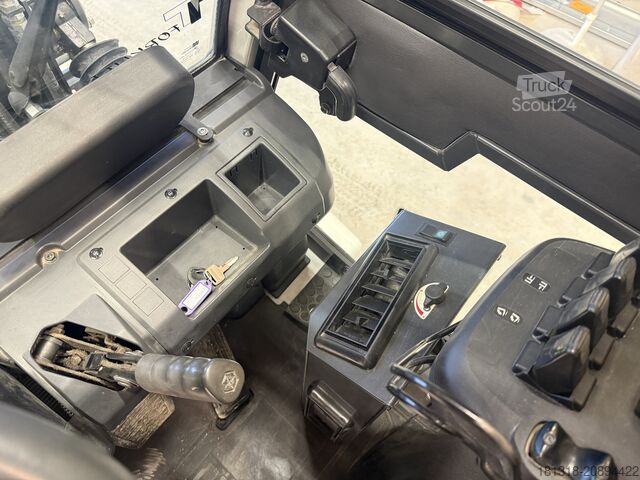 Carretilla elevadora Unicarriers DX32