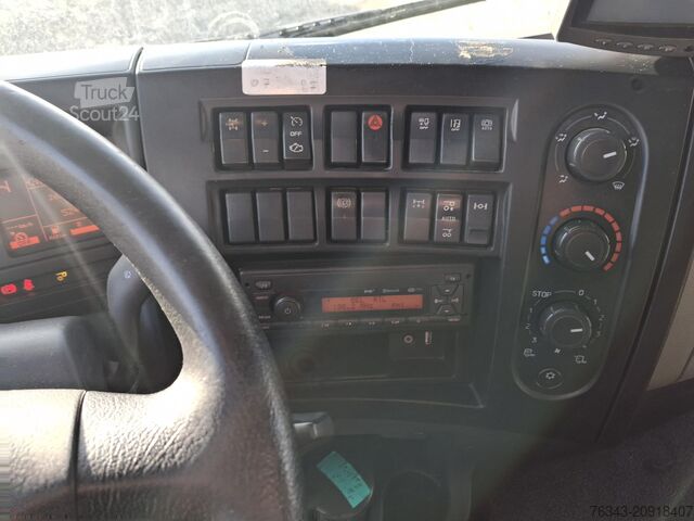 Camion plateau avec bâche RENAULT D26 WIDE 380 - 6X2 - E6 - RETARDER