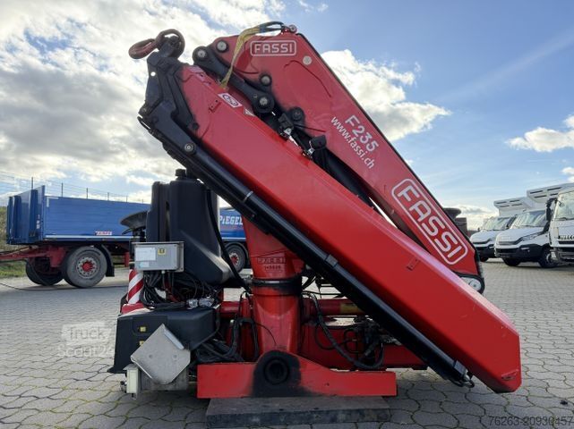 Lastbilsmonterad kran PALFINGER FASSI F 235 A.2.23 Kran + Funk