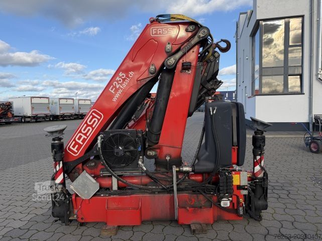 Lastbilsmonterad kran PALFINGER FASSI F 235 A.2.23 Kran + Funk