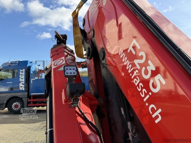 Lastbilsmonterad kran PALFINGER FASSI F 235 A.2.23 Kran + Funk