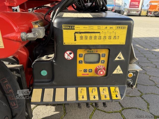 Lastbilsmonterad kran PALFINGER FASSI F 235 A.2.23 Kran + Funk