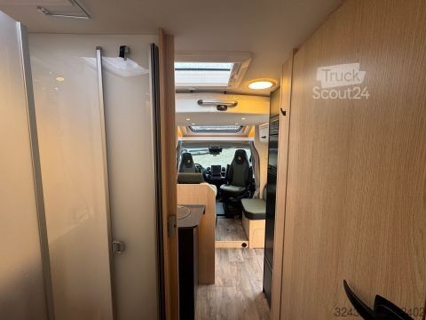 Yarı entegre karavan Sunlight T 68 Adventure Edition Automatik