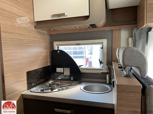 Autorulotă semi-integrată WEINSBERG CaraSuite 700 ME