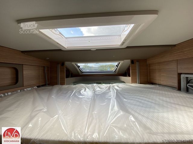 Autorulotă semi-integrată WEINSBERG CaraSuite 700 ME