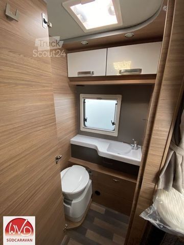 Autorulotă semi-integrată WEINSBERG CaraSuite 700 ME