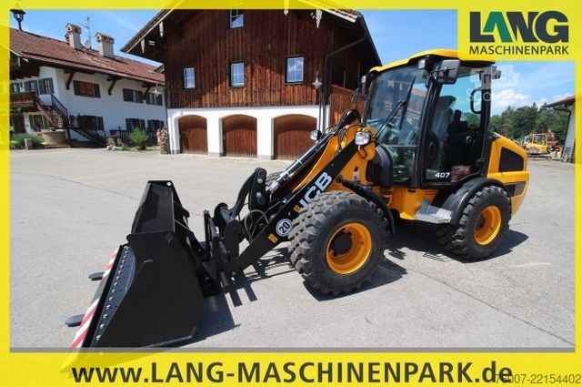 Utovarivač na točkovima JCB 407 inkl. Schaufel & Palettengabel