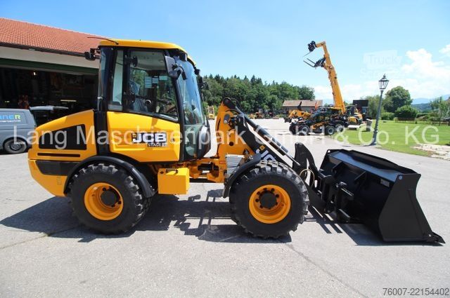 Utovarivač na točkovima JCB 407 inkl. Schaufel & Palettengabel