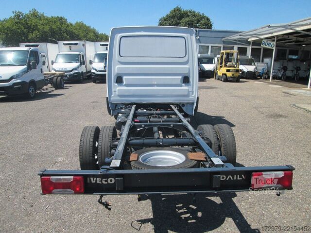 Transporter Fahrgestell IVECO 35 C13*Fahrgestell*