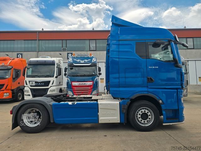 وحدة جرار قياسية MAN TGX 18.510 * ACC * TOP * 2X TANK * NAVI*RETARDER
