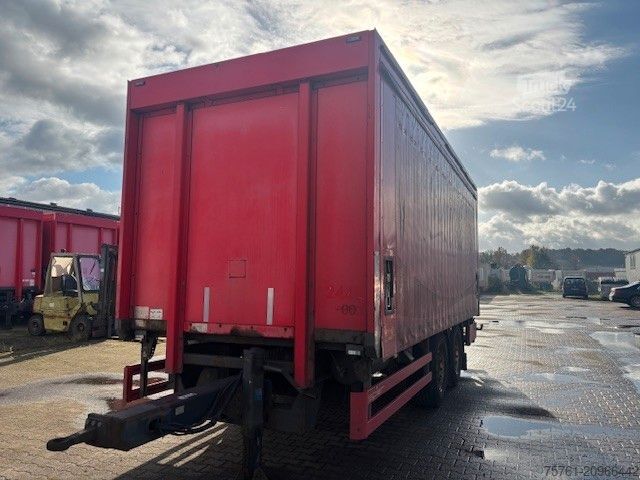 Nyitott pótkocsi ponyvával SPIER ZGL 290 Hochgekuppelt