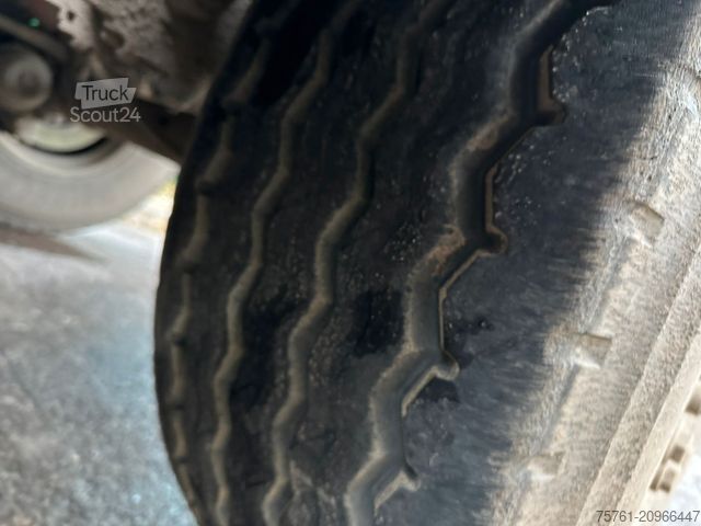 Kipper Auflieger SCHMITZ CARGOBULL SKI 24 SL 8.2     32 cbm Stahl