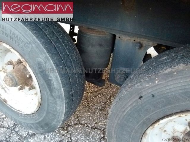 Dobozos pótkocsi SPIER ZGL 255, Zentralachsanhänger, Koffer, Ladebordw.