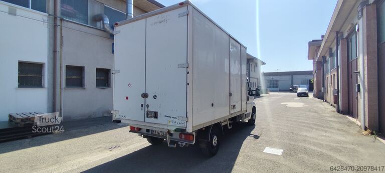 Kasa kamyoneti fiat iveco