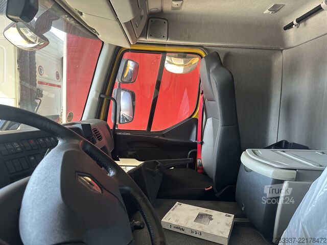 Camion caisson RENAULT MIDLUM 16.280