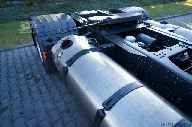 Standaard trekker IVECO S-WAY / 460 / RETARDER / LNG / MEGA / LOW DECK