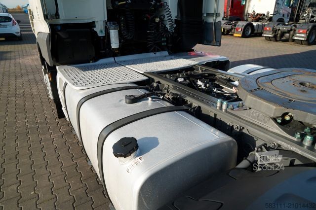 Standard nyergesvontató DAF XF 480 / SUPER SPACE CAB / 2021