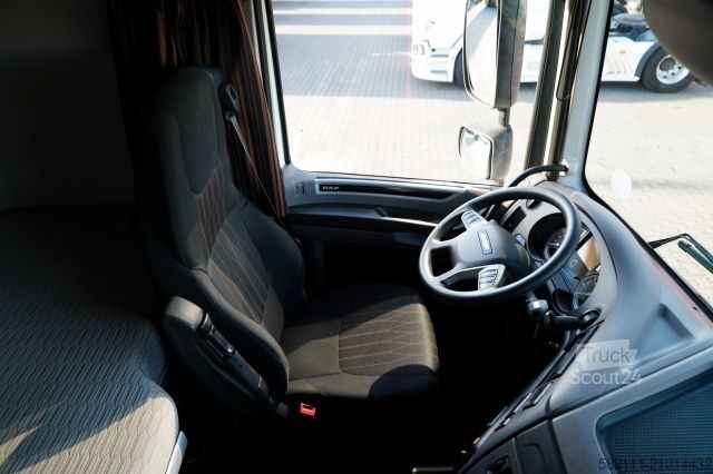 Standard nyergesvontató DAF XF 480 / SUPER SPACE CAB / 2021